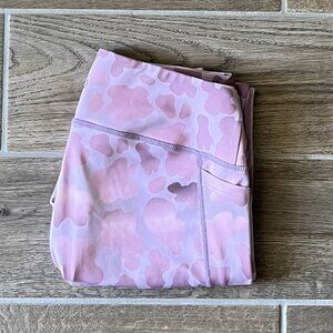 Feed Me Fight Me Activewear Leggings Size M
